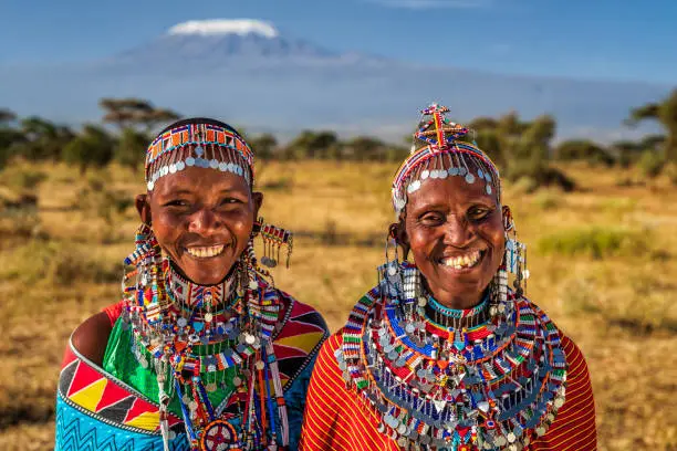 Rencontre culturelle avec des femmes maasaï en Tanzanie